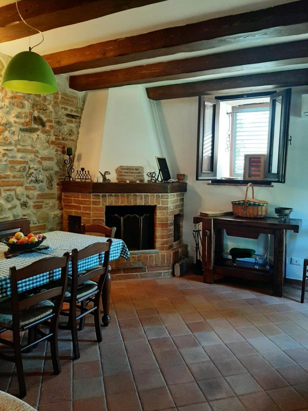 Montebello Degli Olivi Chiusi Bagian luar foto